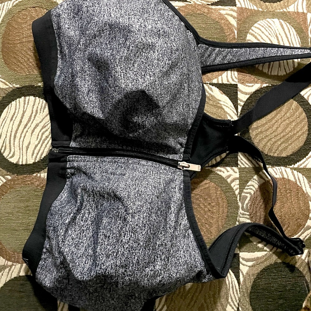 Victoria Secret Sports bra